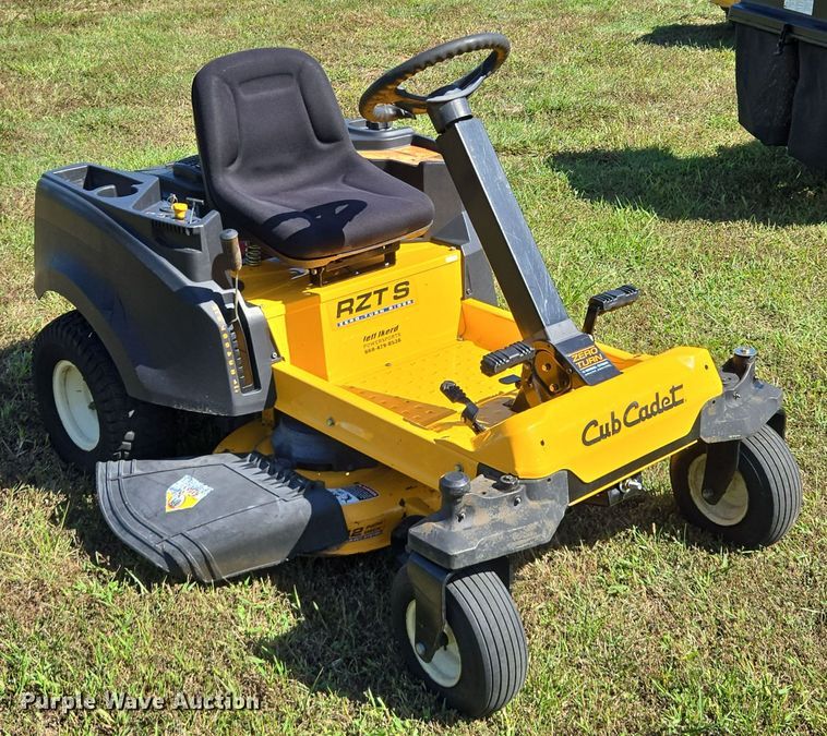 image for item EE8570 Cub Cadet RZT S 42 lawn mower