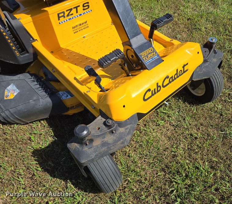 image for item EE8570 Cub Cadet RZT S 42 lawn mower