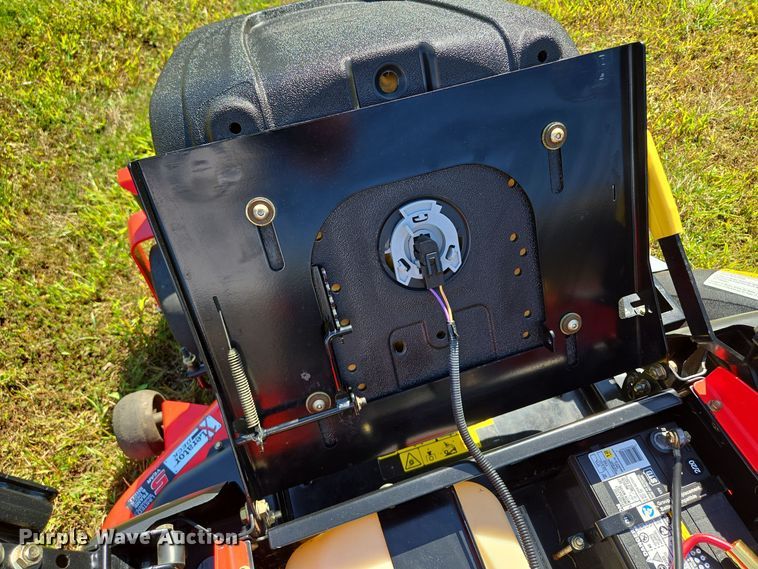 image for item EE8571 Gravely  ZT42 ZTR lawn mower