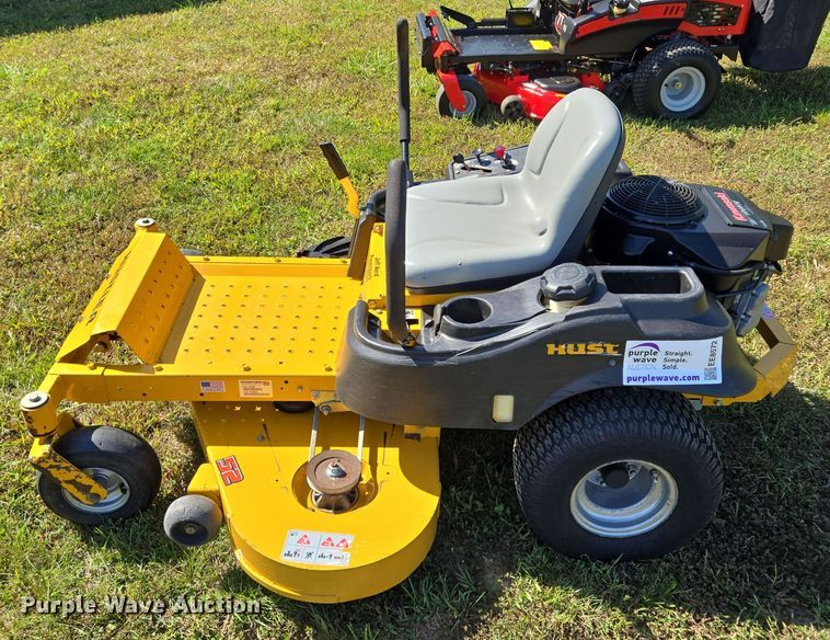 image for item EE8572 2014 Hustler  Raptor  ZTR lawn mower