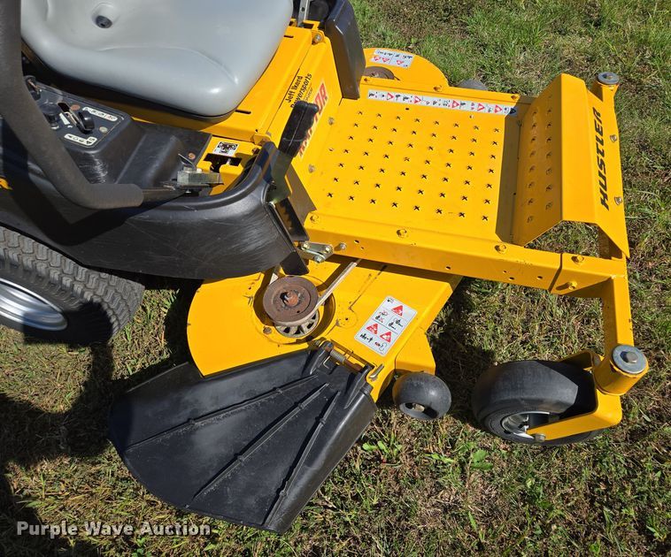 image for item EE8572 2014 Hustler  Raptor  ZTR lawn mower
