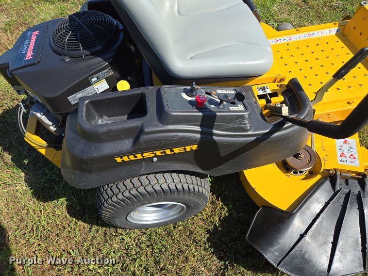 image for item EE8572 2014 Hustler  Raptor  ZTR lawn mower