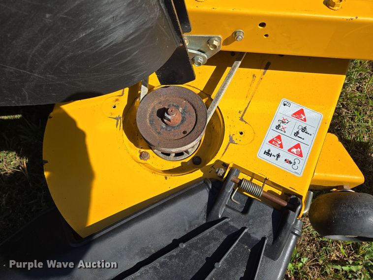 image for item EE8572 2014 Hustler  Raptor  ZTR lawn mower