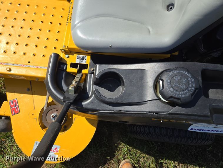 image for item EE8572 2014 Hustler  Raptor  ZTR lawn mower