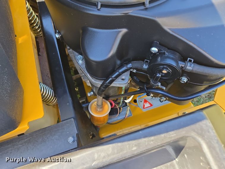 image for item EE8572 2014 Hustler  Raptor  ZTR lawn mower