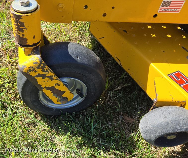 image for item EE8572 2014 Hustler  Raptor  ZTR lawn mower