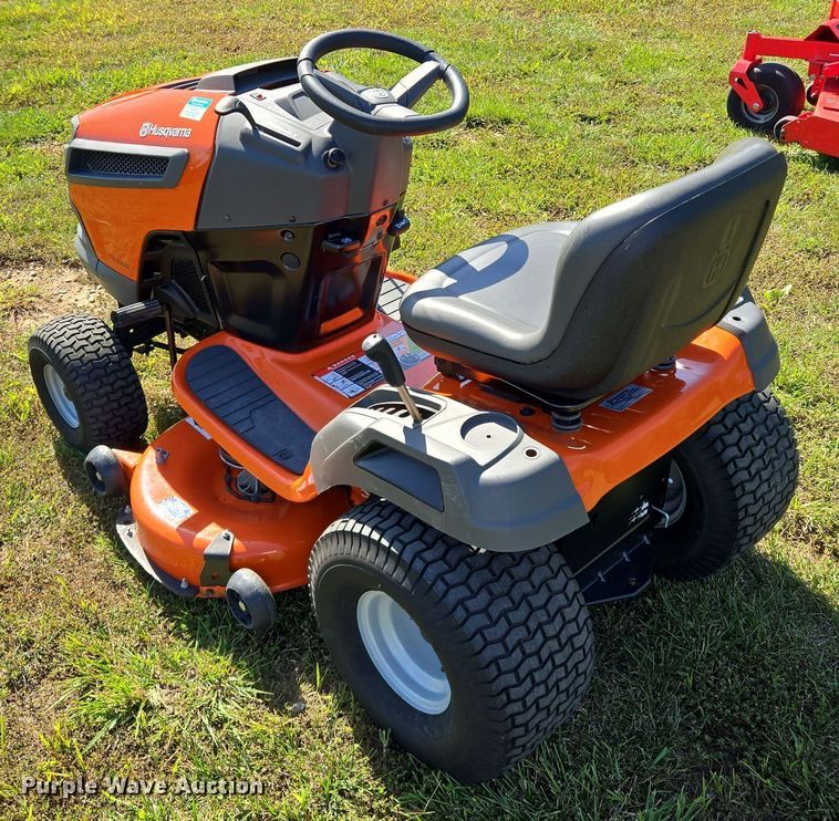 image for item EE8574 2018 Husqvarna  YTH 20K42 lawn mower