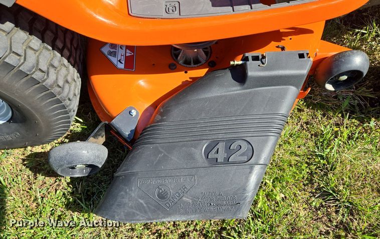 image for item EE8574 2018 Husqvarna  YTH 20K42 lawn mower