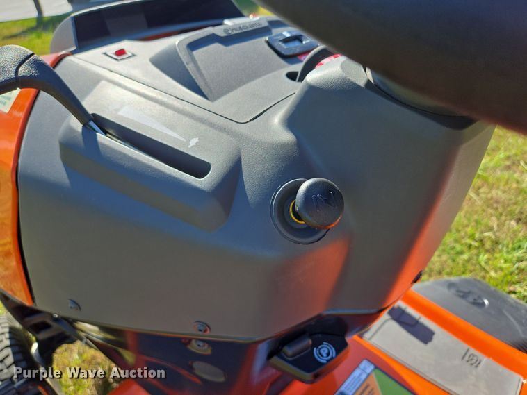 image for item EE8574 2018 Husqvarna  YTH 20K42 lawn mower