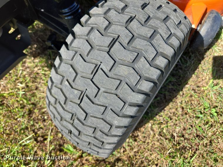 image for item EE8574 2018 Husqvarna  YTH 20K42 lawn mower