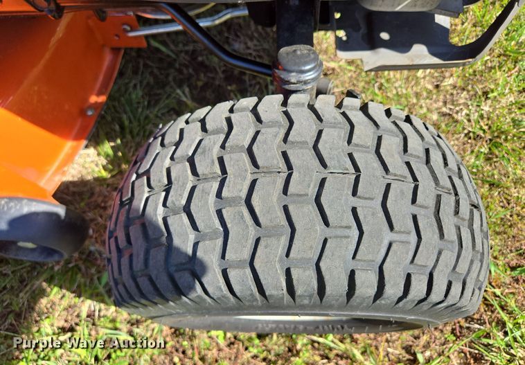 image for item EE8574 2018 Husqvarna  YTH 20K42 lawn mower