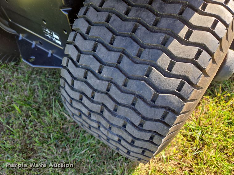 image for item EE8574 2018 Husqvarna  YTH 20K42 lawn mower