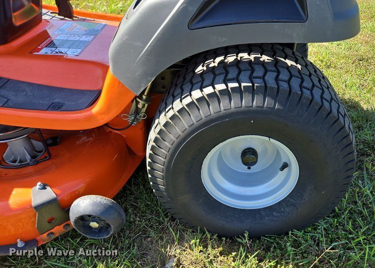 image for item EE8574 2018 Husqvarna  YTH 20K42 lawn mower