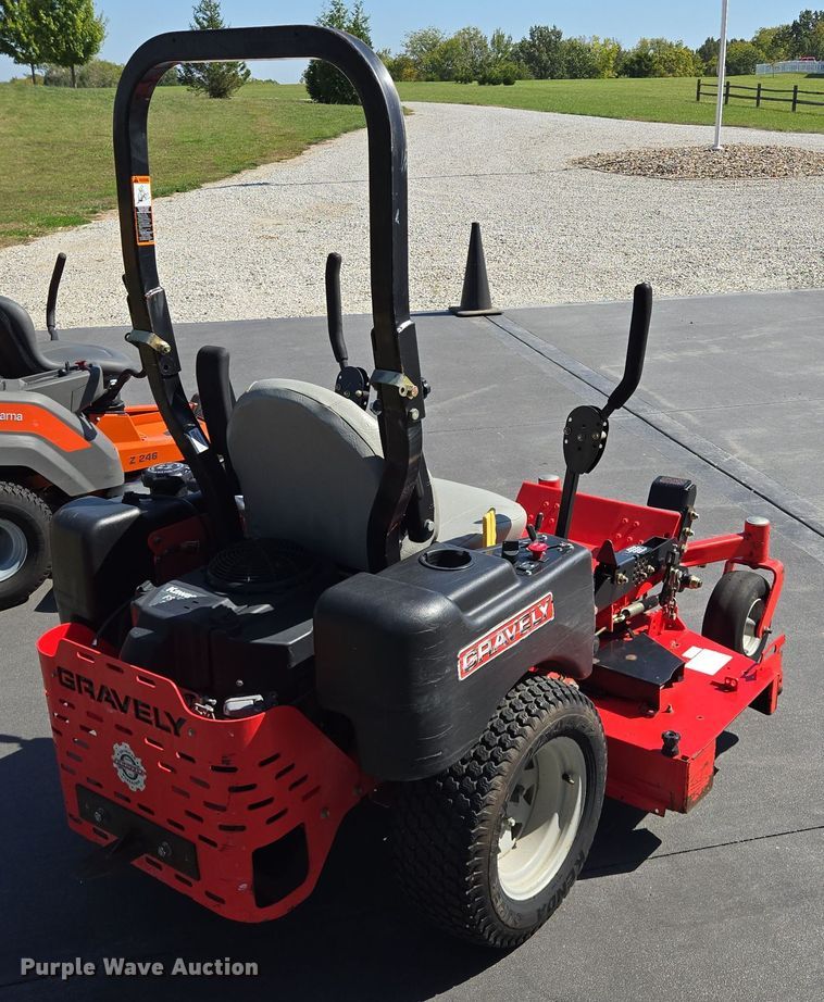 image for item EE8575 Gravely  Pro-Turn Commercial  ZTR lawn mower