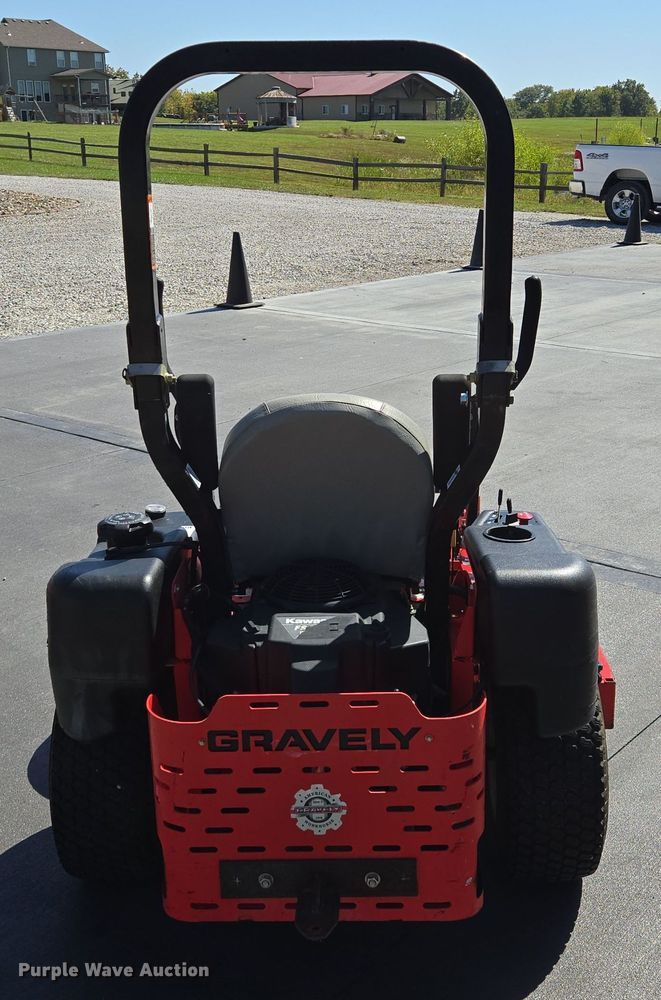 image for item EE8575 Gravely  Pro-Turn Commercial  ZTR lawn mower