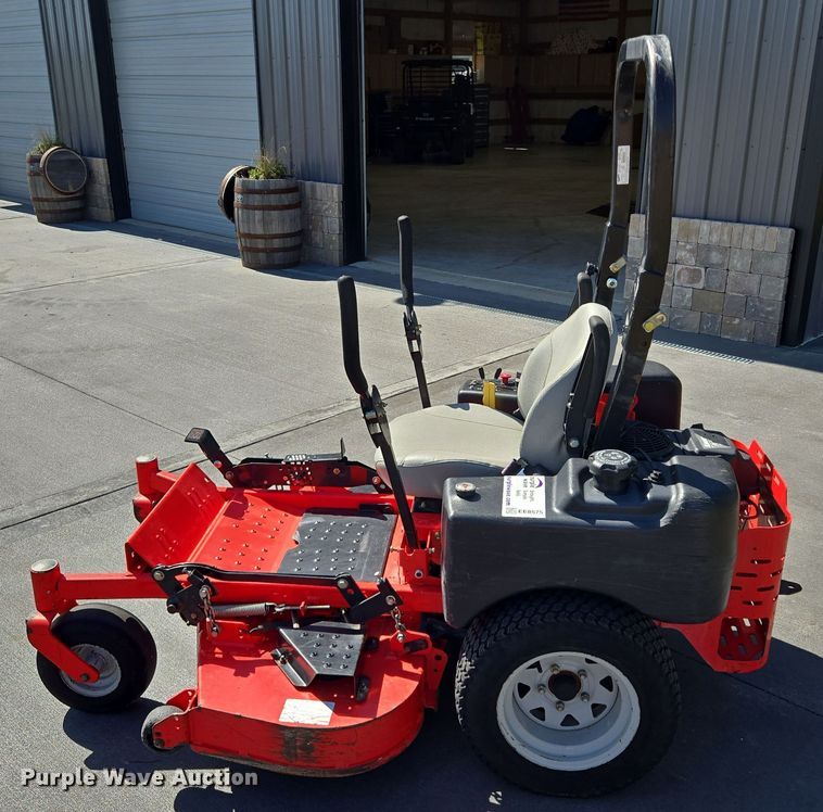 image for item EE8575 Gravely  Pro-Turn Commercial  ZTR lawn mower