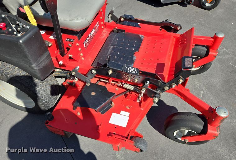 image for item EE8575 Gravely  Pro-Turn Commercial  ZTR lawn mower