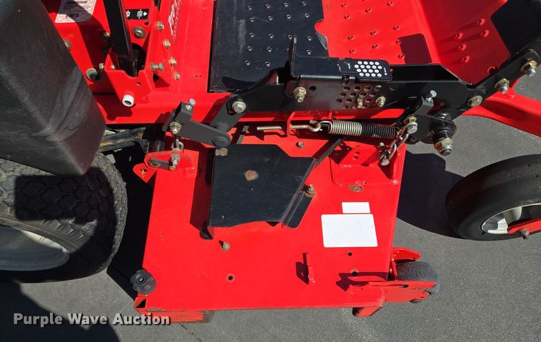 image for item EE8575 Gravely  Pro-Turn Commercial  ZTR lawn mower