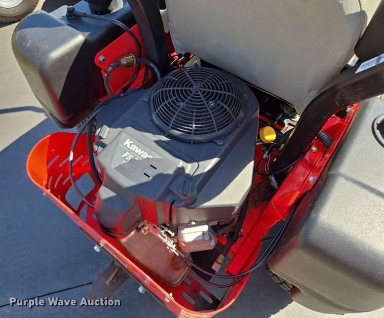 image for item EE8575 Gravely  Pro-Turn Commercial  ZTR lawn mower