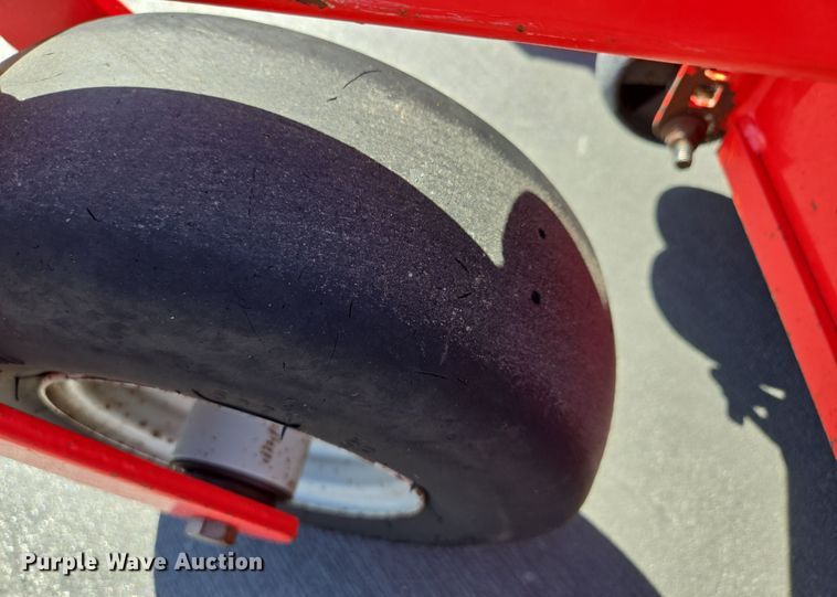 image for item EE8575 Gravely  Pro-Turn Commercial  ZTR lawn mower