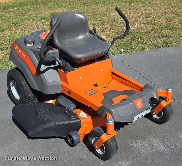 image for item EE8576 2016 Husqvarna Z 246 ZTR lawn mower