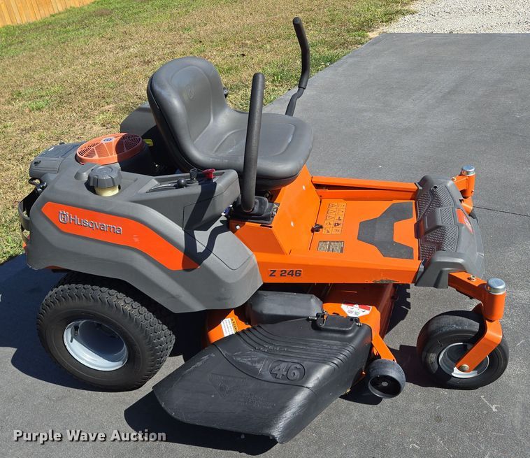 image for item EE8576 2016 Husqvarna Z 246 ZTR lawn mower
