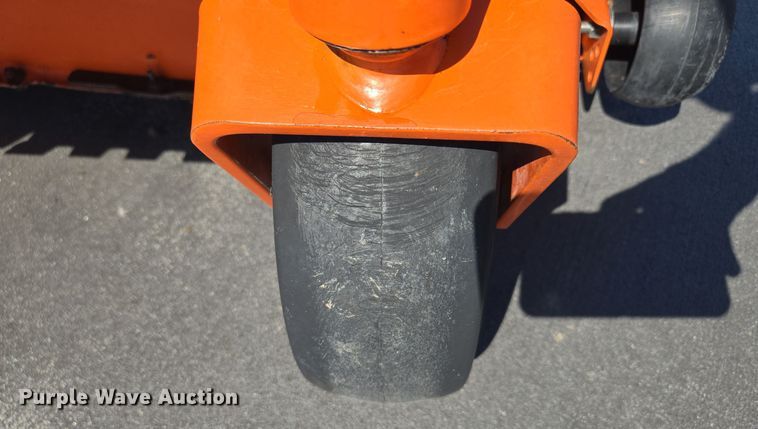 image for item EE8576 2016 Husqvarna Z 246 ZTR lawn mower