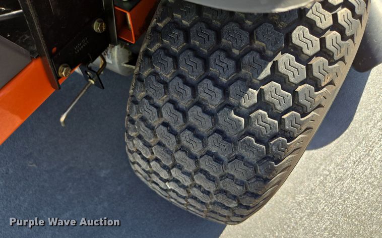 image for item EE8576 2016 Husqvarna Z 246 ZTR lawn mower