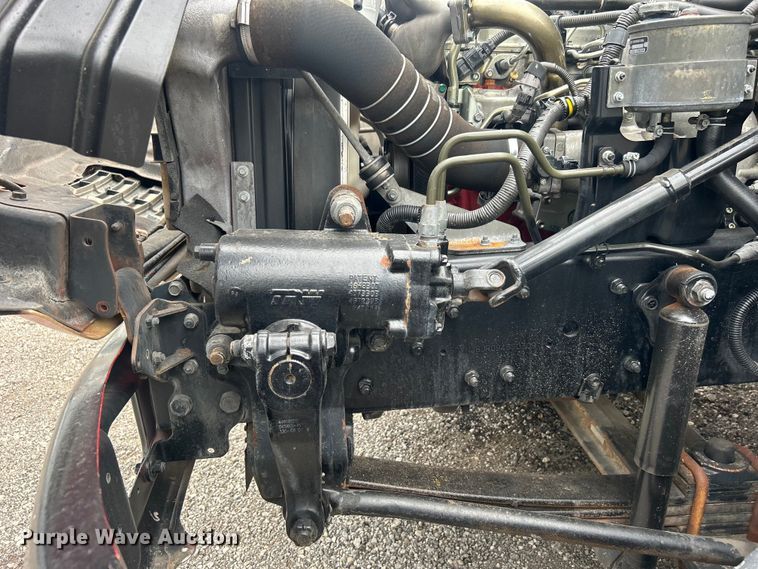 image for item EG0680 2009 Hino 268 box truck