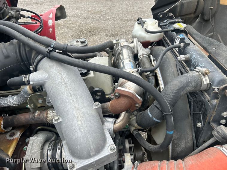 image for item EG0680 2009 Hino 268 box truck