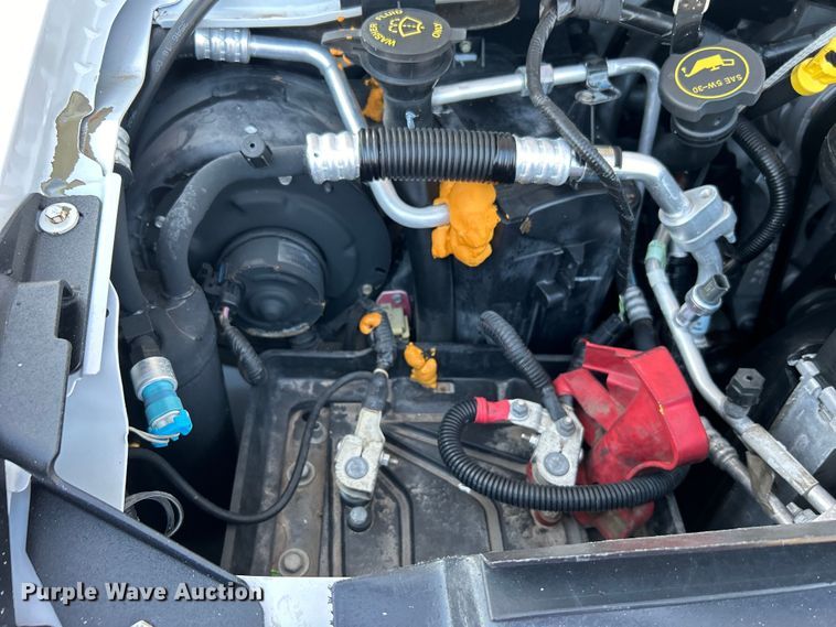 image for item EG0813 2017 Ford E350 Super Duty  shuttle bus