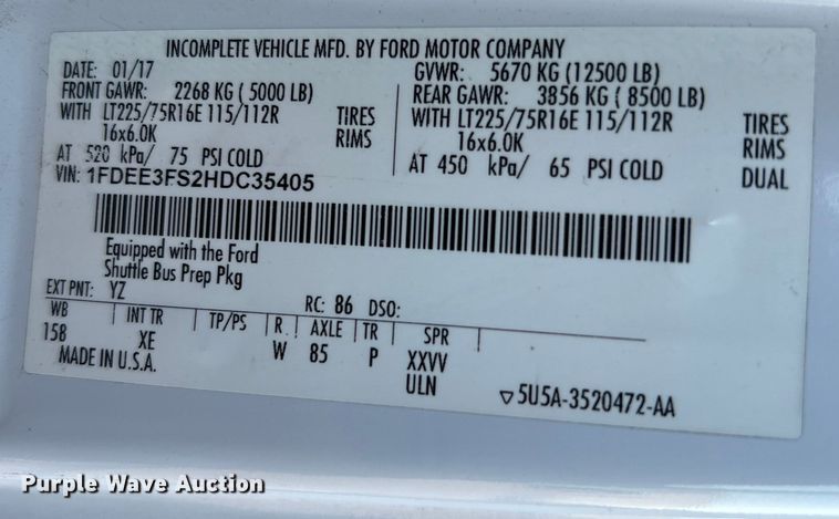 image for item EG0813 2017 Ford E350 Super Duty  shuttle bus