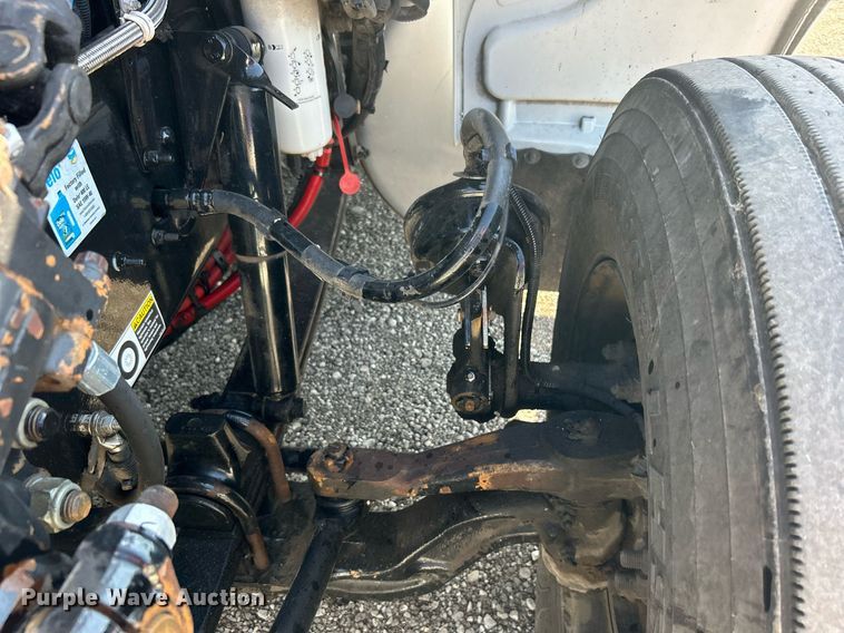 image for item EG1064 2013 Peterbilt  337 delivery truck