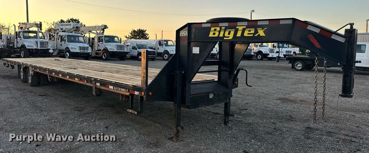image for item EG1068 2015 Big Tex 22GN-40BK equipment trailer