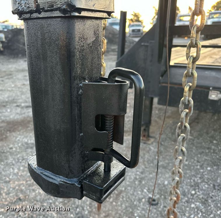 image for item EG1068 2015 Big Tex 22GN-40BK equipment trailer