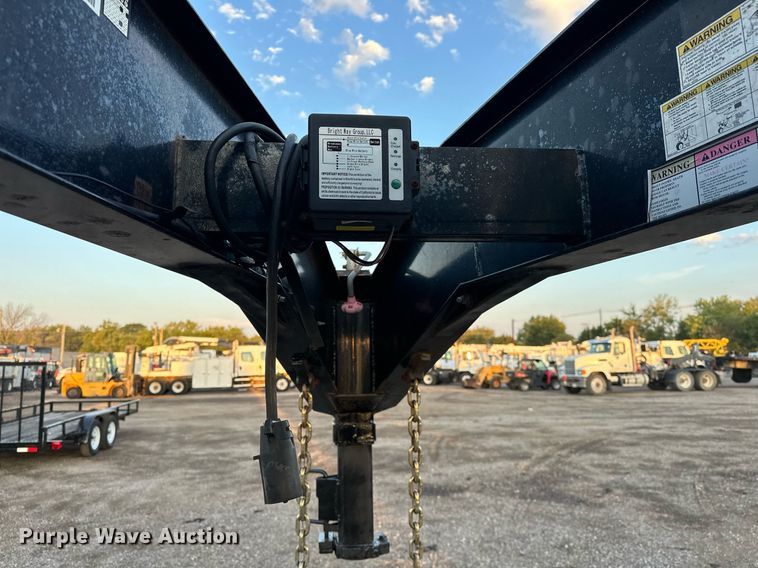 image for item EG1068 2015 Big Tex 22GN-40BK equipment trailer