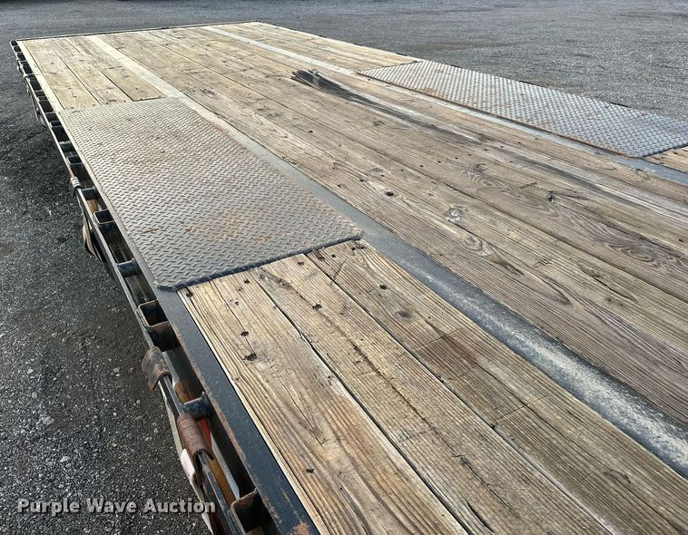 image for item EG1068 2015 Big Tex 22GN-40BK equipment trailer