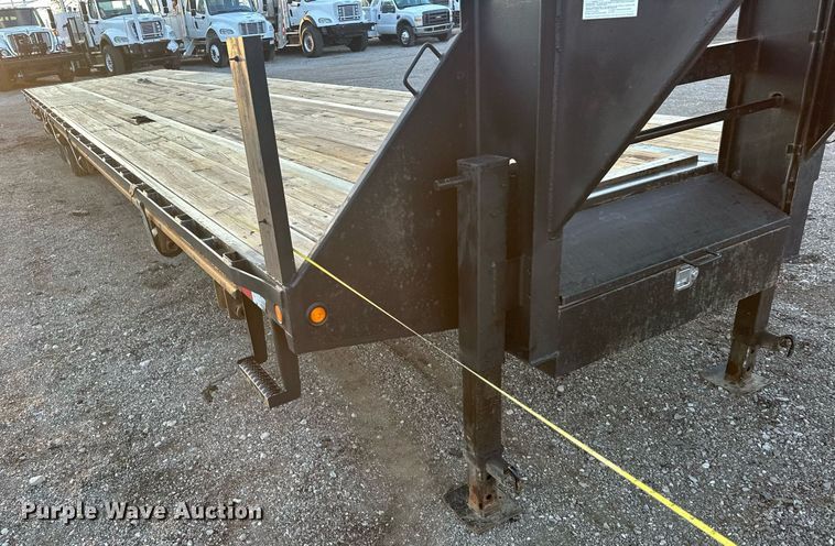 image for item EG1068 2015 Big Tex 22GN-40BK equipment trailer