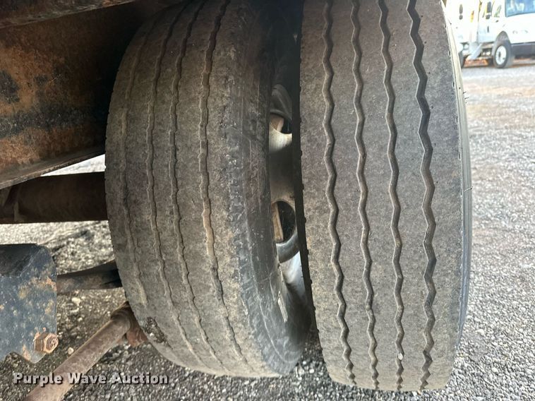 image for item EG1068 2015 Big Tex 22GN-40BK equipment trailer