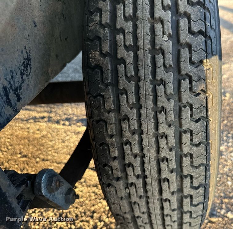 image for item EG1069 2008 Bulldog 716E utility trailer