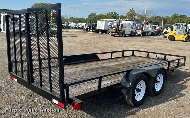 image for item EG1075 2014 Bulldog  716E utility trailer