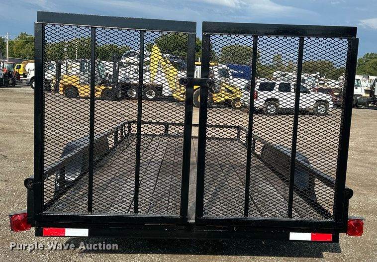 image for item EG1075 2014 Bulldog  716E utility trailer