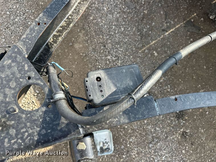 image for item EG1075 2014 Bulldog  716E utility trailer