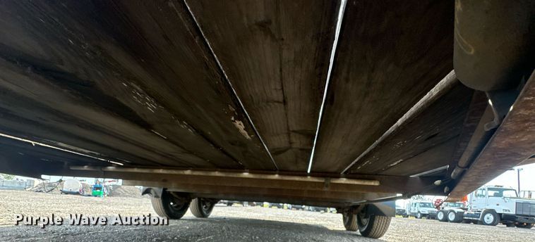 image for item EG1075 2014 Bulldog  716E utility trailer