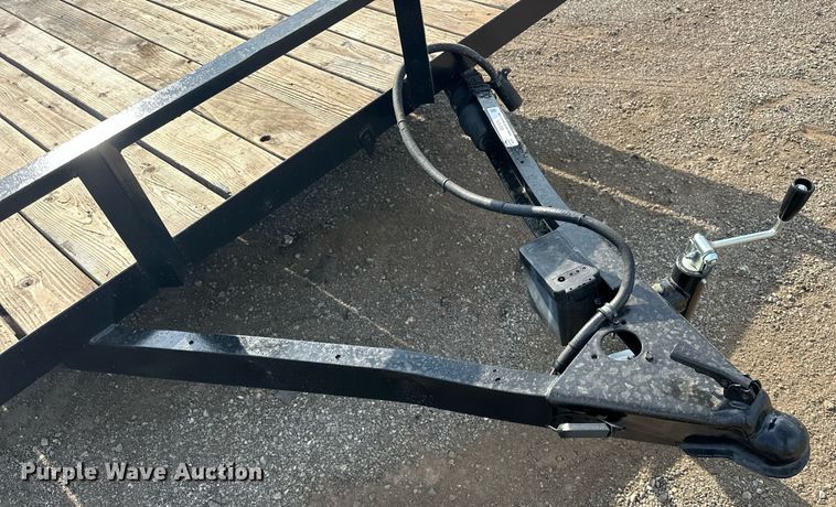 image for item EG1075 2014 Bulldog  716E utility trailer