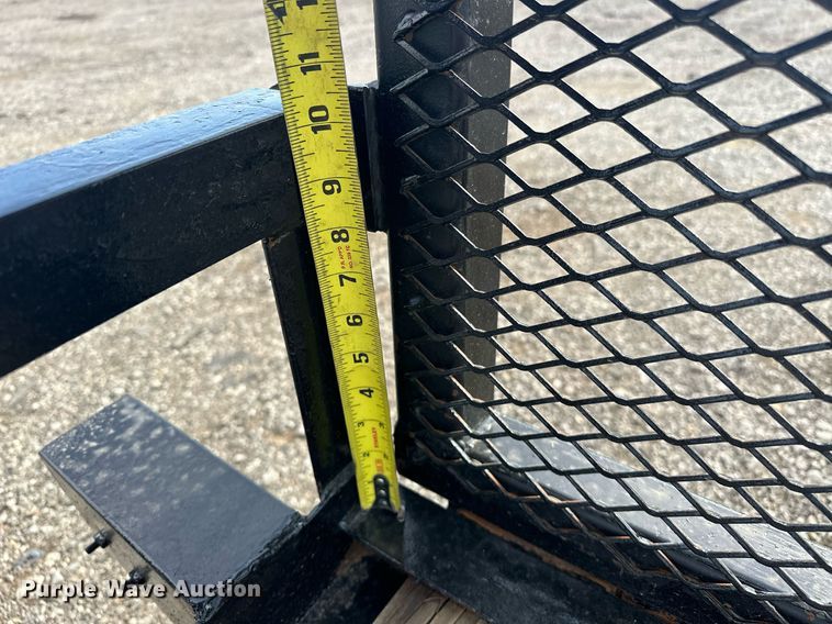 image for item EG1075 2014 Bulldog  716E utility trailer