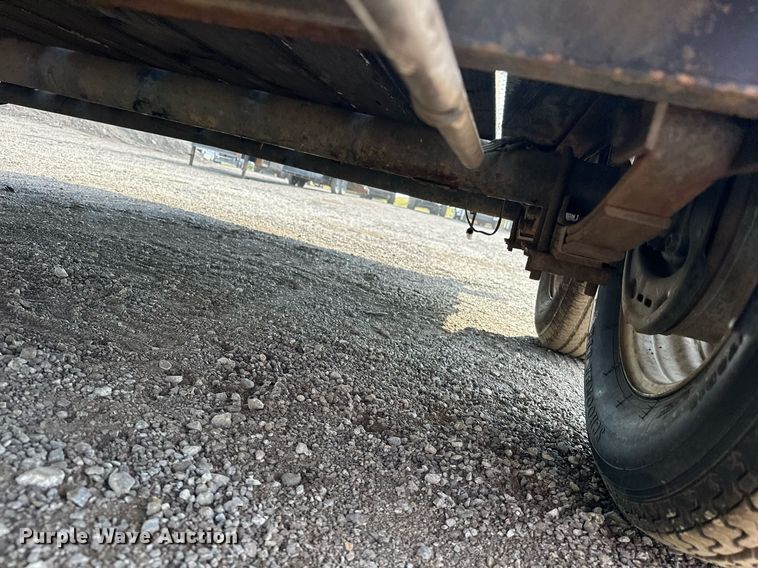 image for item EG1075 2014 Bulldog  716E utility trailer