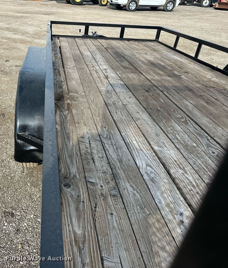 image for item EG1075 2014 Bulldog  716E utility trailer