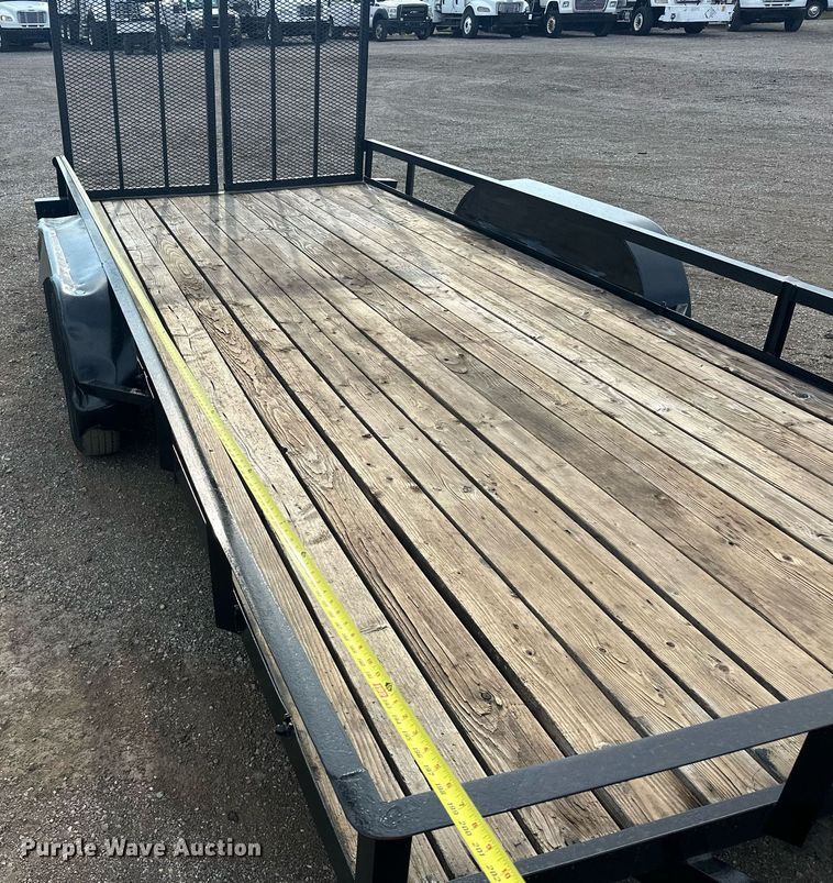 image for item EG1075 2014 Bulldog  716E utility trailer