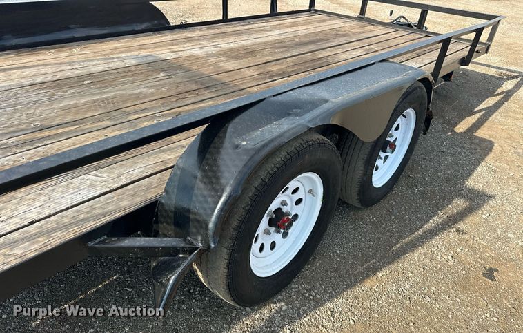 image for item EG1075 2014 Bulldog  716E utility trailer